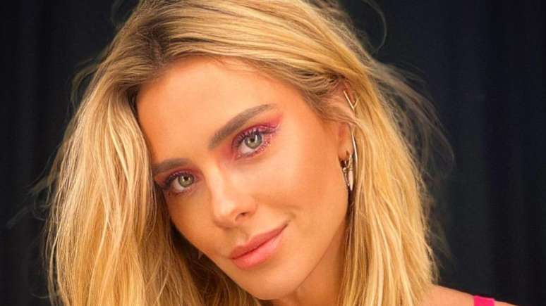 Carolina Dieckmann reveals the look chosen for Christmas Eve