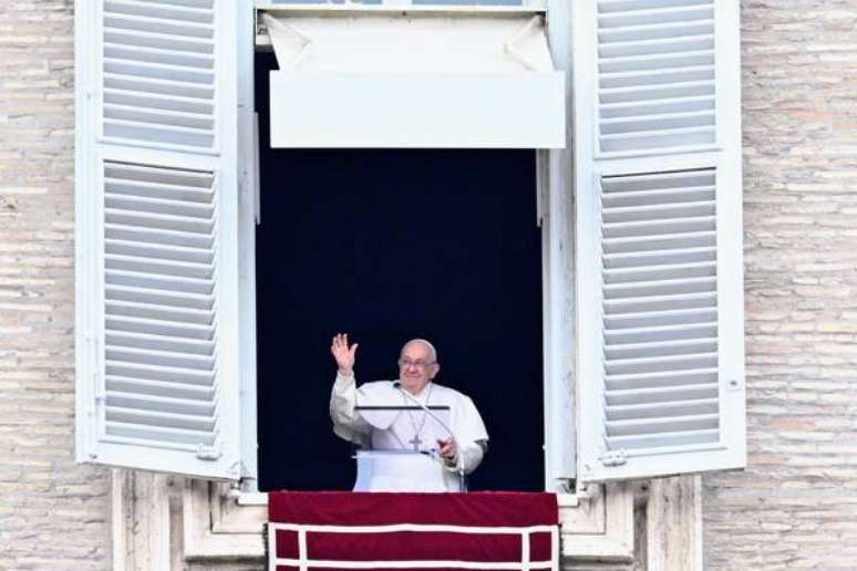 Papa Francisco celebra Angelus no Vaticano