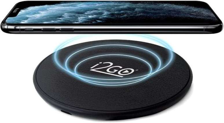 The i2GO wireless charger works with iPhone and Android and costs less than R $ 100 (Image: i2GO)