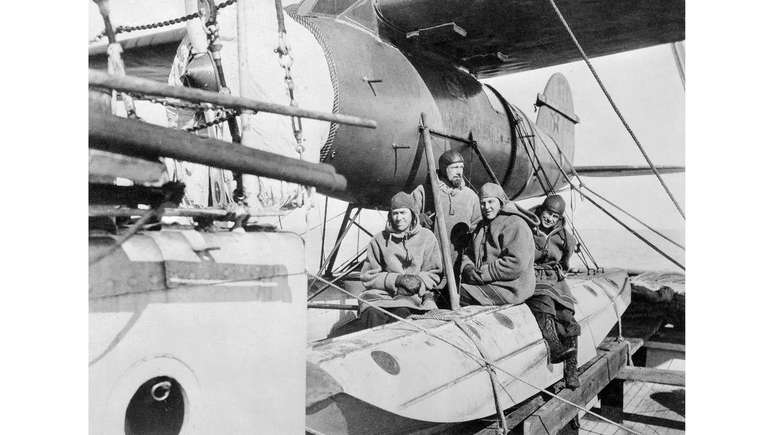 Os voos de Hubert Wilkins para a Ant&aacute;rtica marcaram uma nova era de explora&ccedil;&atilde;o no continente, embora muitas de suas descobertas tenham se mostrado mais tarde imprecisas