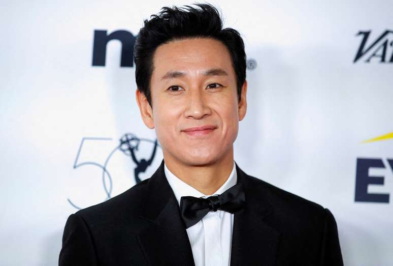 Lee Sun-kyun participa do 50º International Emmy Awards na cidade de Nova York, Nova York, EUA, 21 de novembro de 2022.