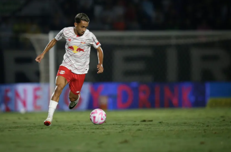 Matheus Gonçalves pelo Red Bull Bragantino 