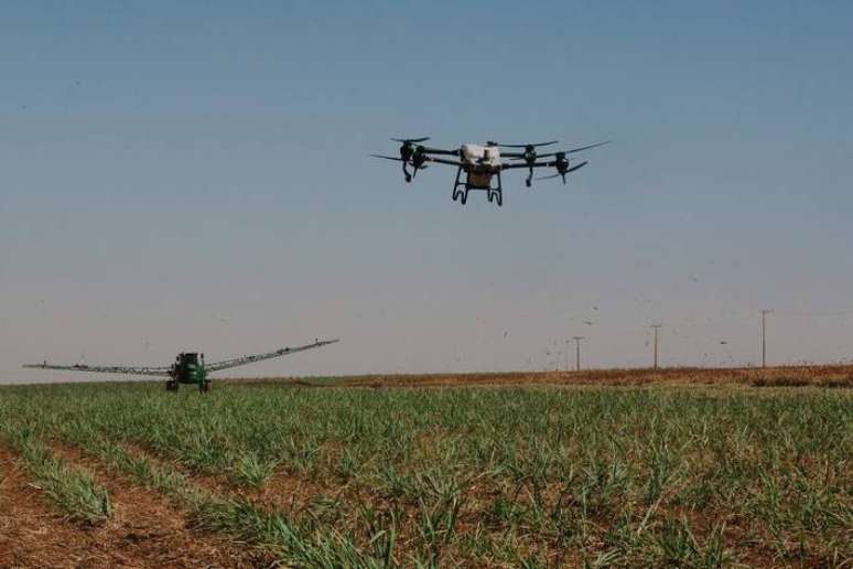 The Cromai startup's drone is used to monitor sugarcane crops and guide spraying, reducing the application of pesticides with savings for the producer The Cromai startup's drone is used to monitor sugarcane crops and guide spraying, reducing the application of pesticides with savings for the producer