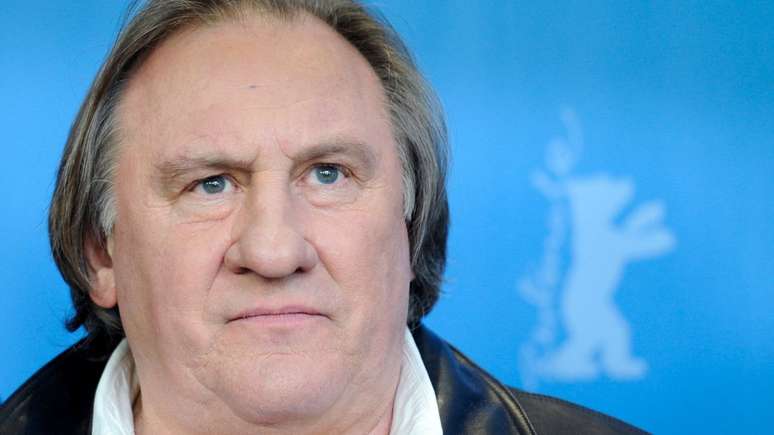 Em março de 2022, Depardieu foi colocado sob investigação formal em um caso de suspeita de estupro e agressão sexual