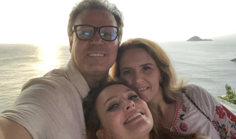 Larissa Manoela’s parents turn to a healer to save their relationship with their daughter, but they give up trying.  Understand!