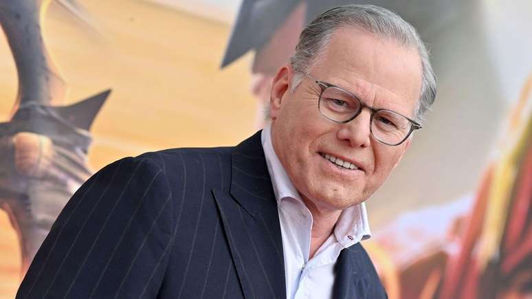 O diretor-executivo da Warner Bros Discovery, David Zaslav, eliminou canais populares de TV a cabo e cancelou filmes que já haviam sido produzidos