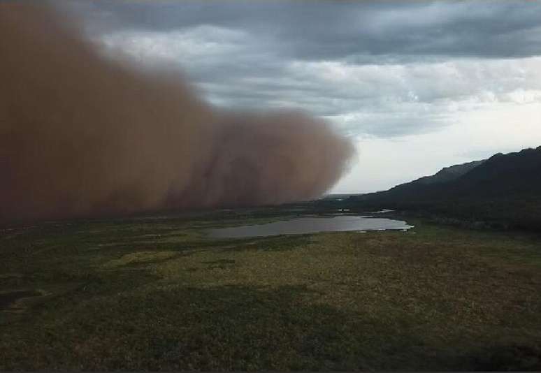 Com máxima de 42°C, MS tem sábado de clima instável e alerta de tempestade