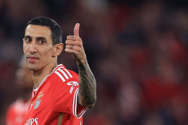 Atacante argentino Di María está de saída do Benfica - 