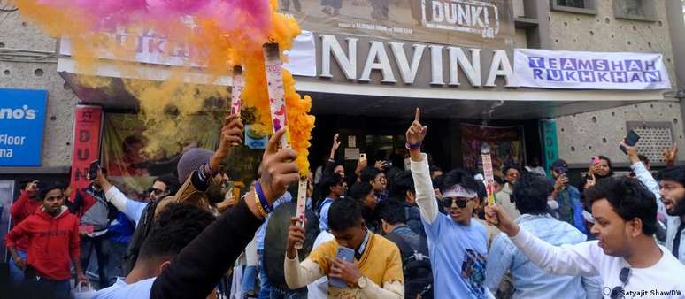 Can Bollywood bring India and Pakistan closer together?