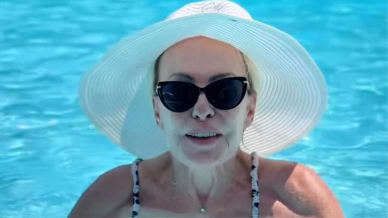 Ana Maria Braga appears in a bikini in a video by the pool: ‘Renewing hope and energy’