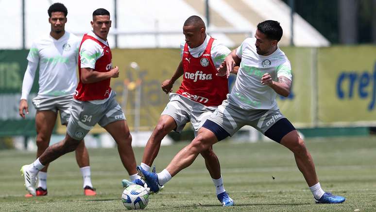 Palmeiras terá apenas 13 dias de preparação para o início da temporada 2024 