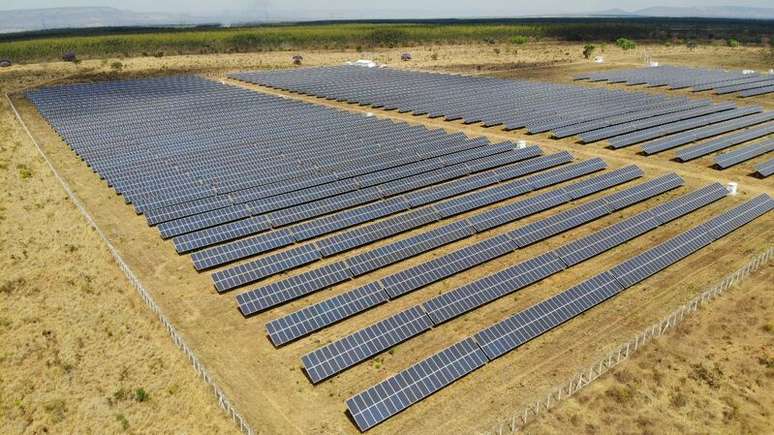 Empresas de energia solar no Brasil devem se preparar para 2024