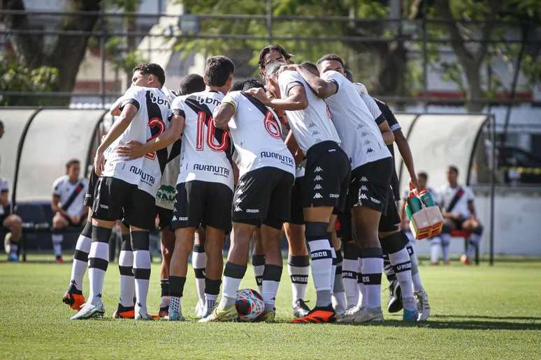 Jogadores do Vasco na final do Carioca Sub-20 2023 