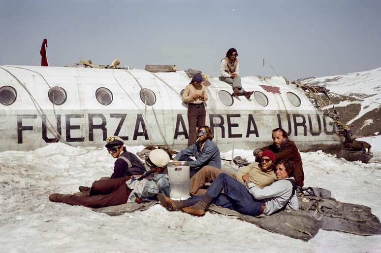 A Sociedade da Neve adapta história de queda de avião nos Andes em 1972
