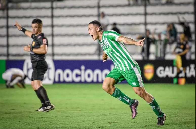 Mandaca jogou ainda pelo Londrina-PR e chegou ao Juventude no in&iacute;cio de 2023 &ndash; 