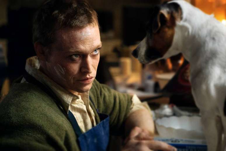 Caleb Landry Jones estrela 'Dogman', filme do cineasta Luc Besson CRÉDITO: Shanna Besson/EuroCopa/Divulgação