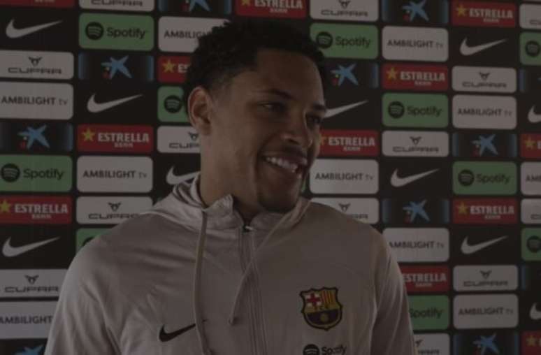 Barcelona could postpone the presentation of Vitor Roque;  understand