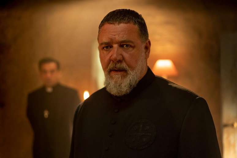 Russell Crowe em O Exorcista do Papa