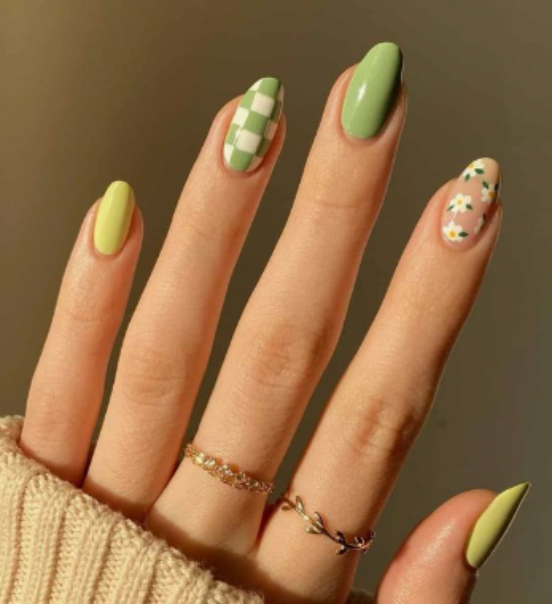 nail art verde