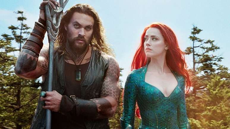 Amber Heard voltou para Aquaman 2: O Reino Perdido ao lado de Jason Momoa