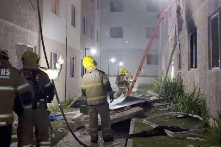 Explosão em condomínio de Porto Alegre deixou oito feridos