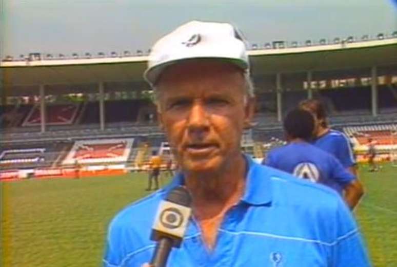 Zagallo coached Vasco twice and won titles