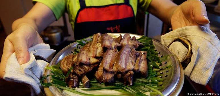 A carne de cachorro era parte da tradição culinária sul-coreana, mas perdeu muitos adeptos