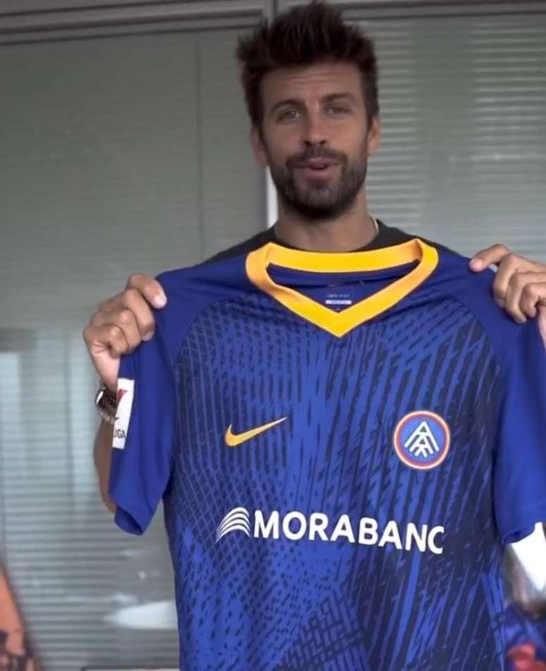 Gerard Piqu&eacute; &eacute; propriet&aacute;rio do FC Andorra.