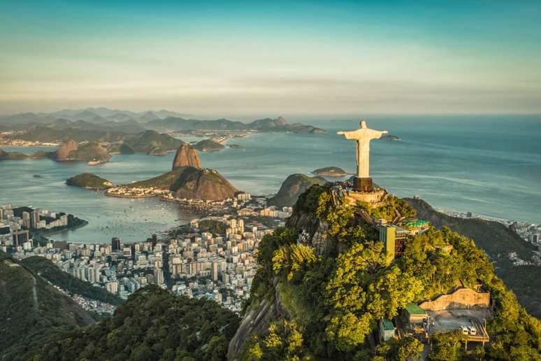 O Rio de Janeiro é famoso mundialmente pelas festividades de Carnaval 