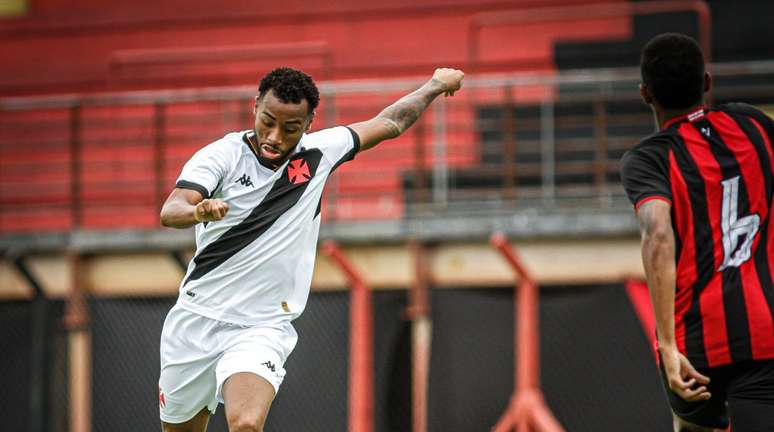 Vitória vence o Vasco 