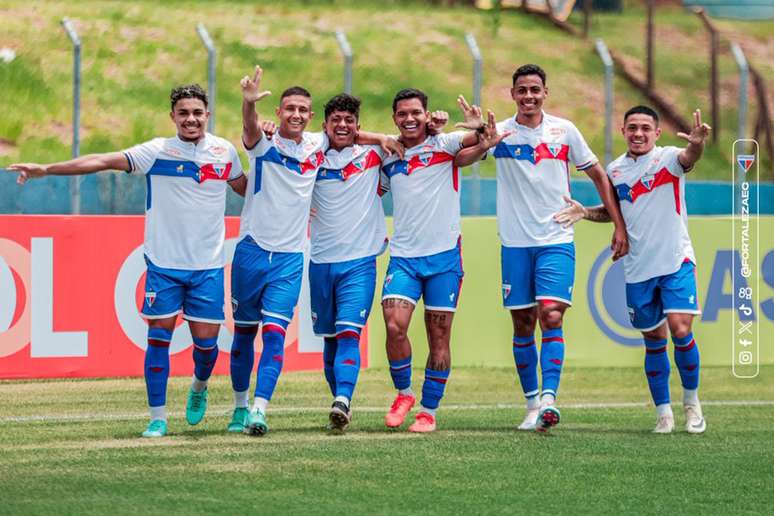 Na fase de grupos, Fortaleza teve vida dura contra o CRB. 