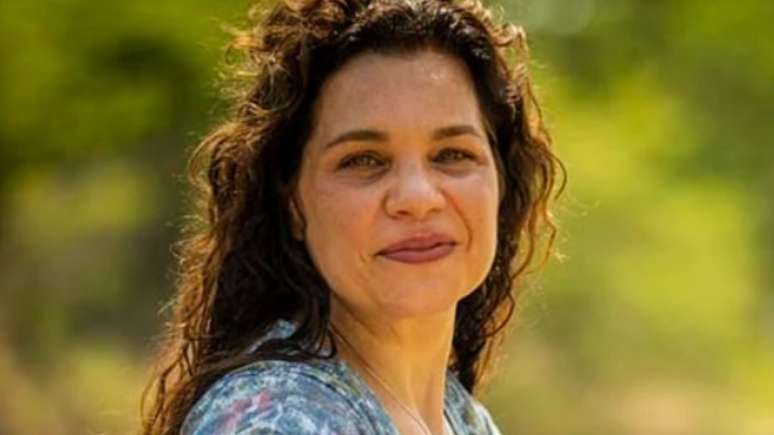 Isabel Teixeira como Maria Bruaca em 'Pantanal'.