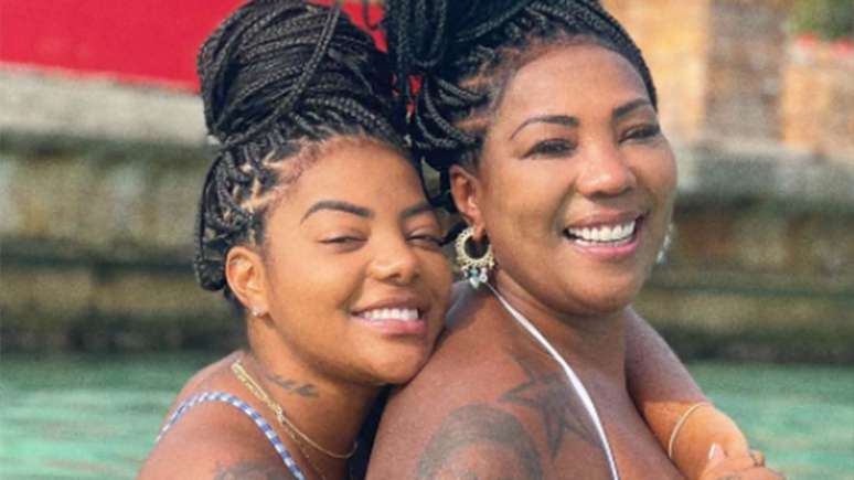 Ludmilla e a mãe