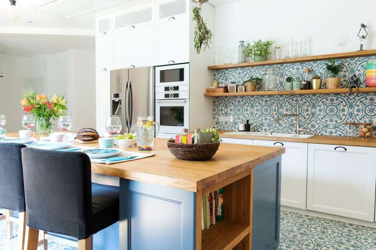 The hot tower is a trend that helps organize the kitchen The hot tower is a trend that helps organize the kitchen