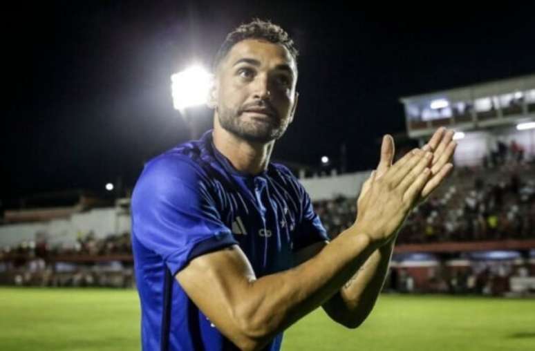 Cruzeiro are close to an agreement to sack Gilberto
