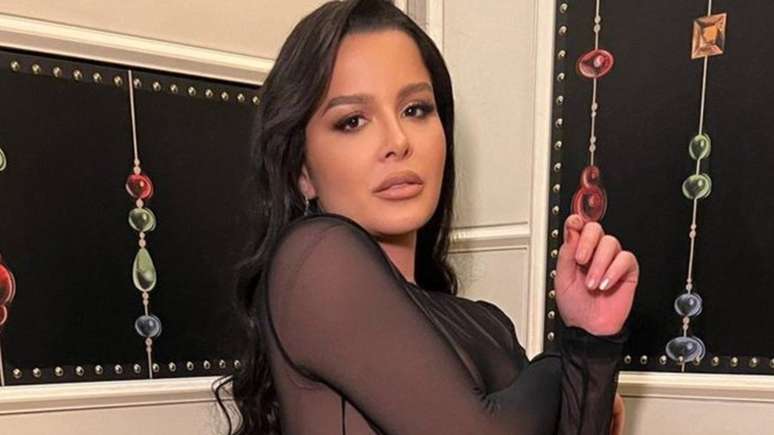 Maraisa meets with an accident and is rushed to hospital