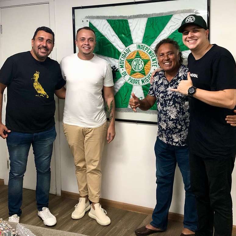 Paulinho Mocidade foi convidado para compor samba do caju