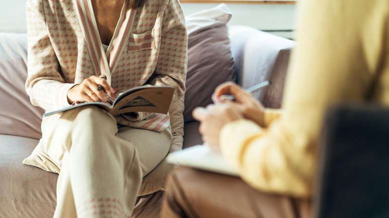 Buscar ajuda m&eacute;dica e aconselhamento psicol&oacute;gico pode ser necess&aacute;rio