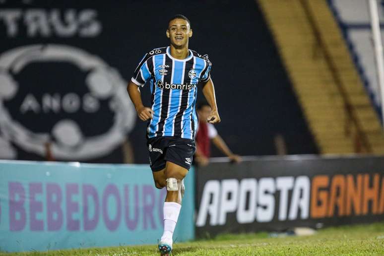 Explosão de gols no Grêmio: Ataque avassalador marca 28 gols e promete revolução para o futuro do clube!