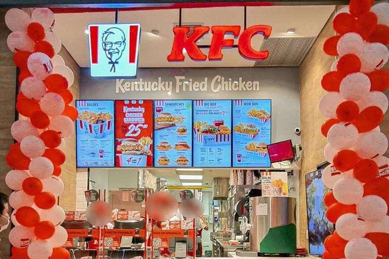 Funcionários do KFC de Maceió foram hospitalizados após ingerirem alimentos contaminados