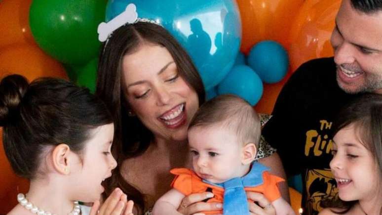 Fabiana Justus celebrates her youngest son’s birthday and melts down