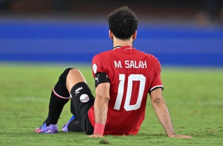 Franck Fife /AFP via Getty Images - Legenda: Salah em ação pelo Egito na Copa Africana de Nações