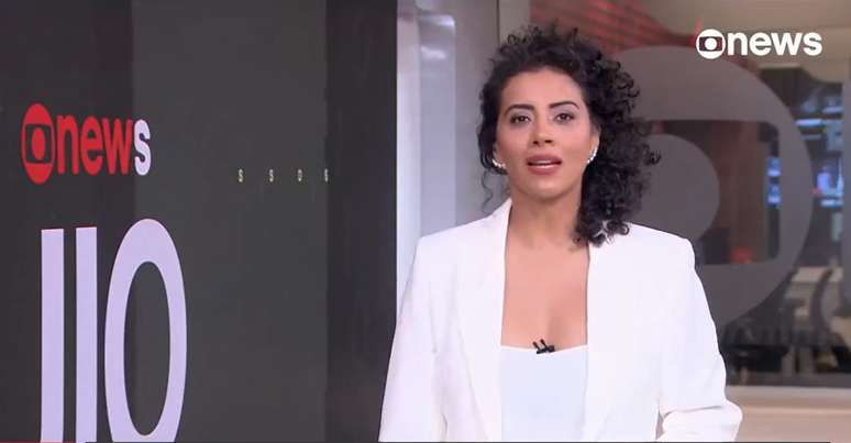 Aline Midlej teve o retorno ao trabalho festejado pelos colegas que participaram ao vivo do 'J10'