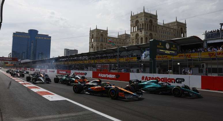 Largada de Baku em 2023: a F1 cada vez mais caminha para os circuitos urbanos