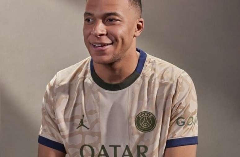 PSG launches the fourth shirt for the 2023/24 season