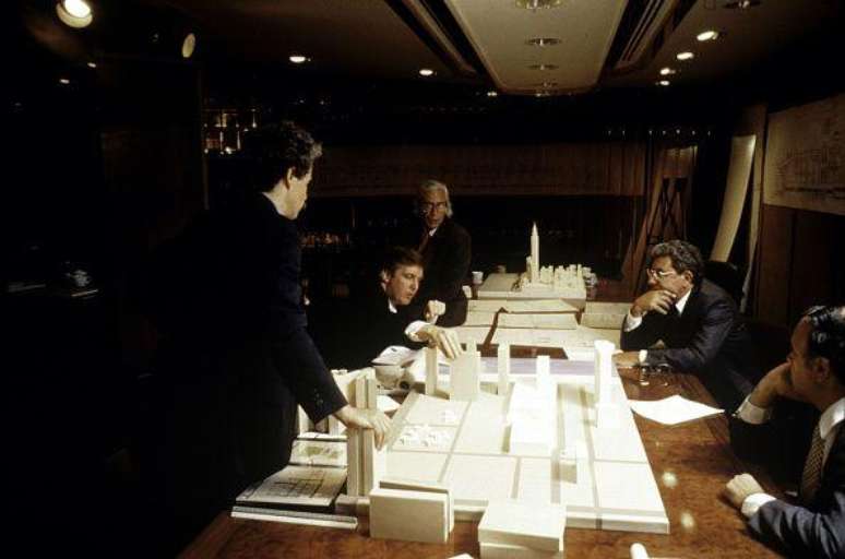 Os exageros de Trump serviram para promover sua torre