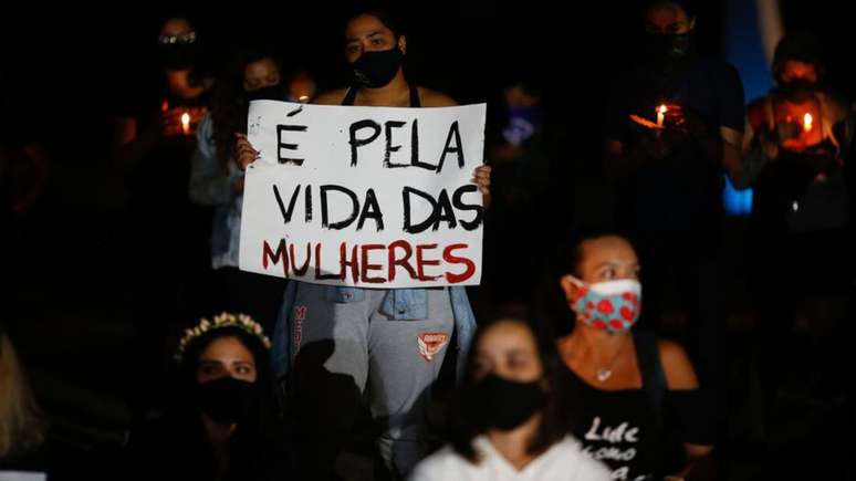 Em novembro de 2020, mulheres protestaram em frente ao STF por Justiça no caso Mari Ferrer