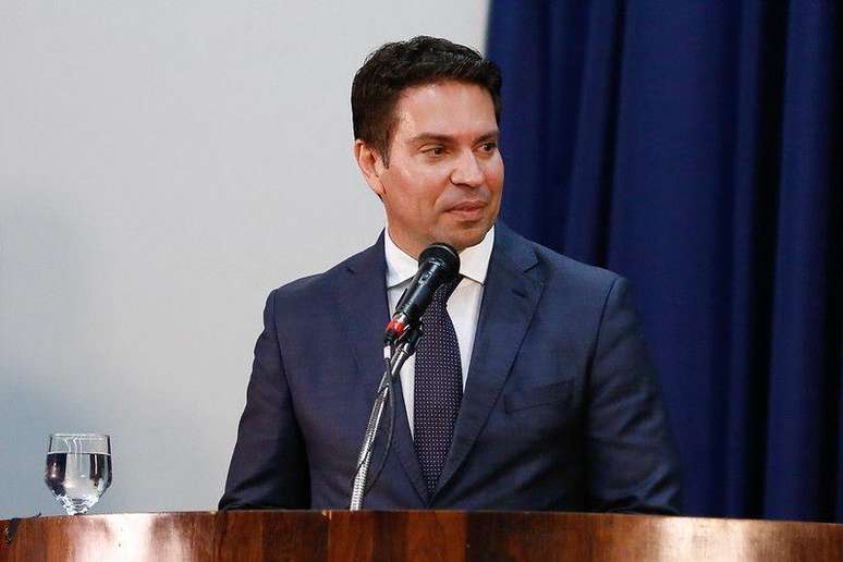 Ramagem tem forma&ccedil;&atilde;o em Direito