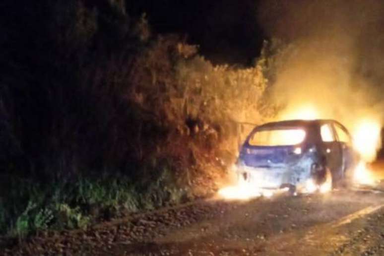 A man is shot dead in Vacaria and the suspects set the getaway vehicle on fire