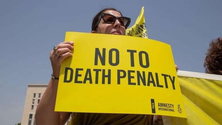 De acordo com a Anistia Internacional, 11 países executam pessoas de maneira contínua
